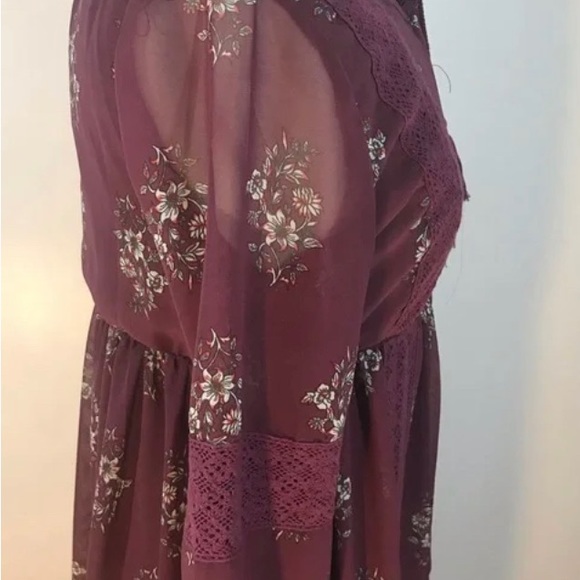 Clover+Scout Floral Maxi - Picture 8 of 9